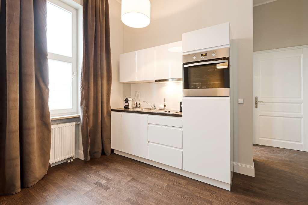 ברלין Arabel Design Apartments חדר תמונה A typical kitchen in a serviced apartment